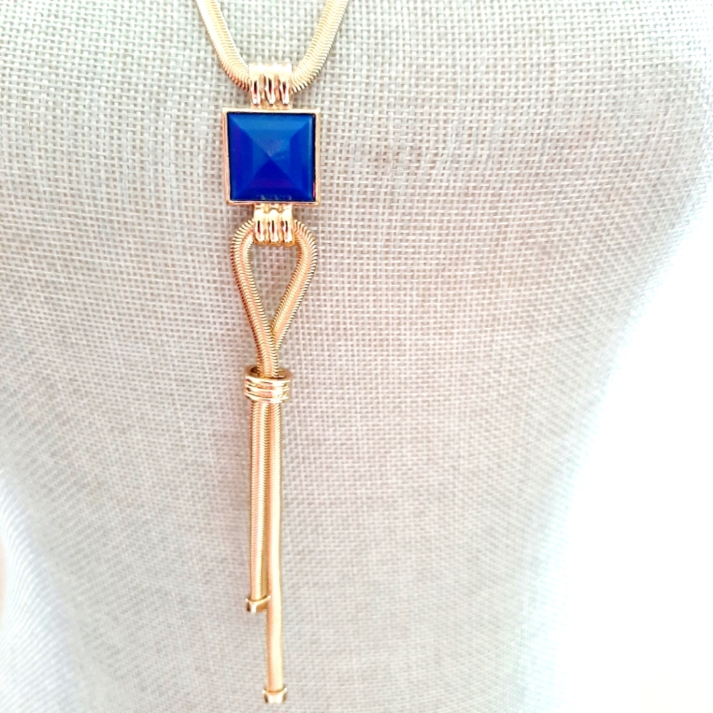 SAQ Blue Stone Necklace